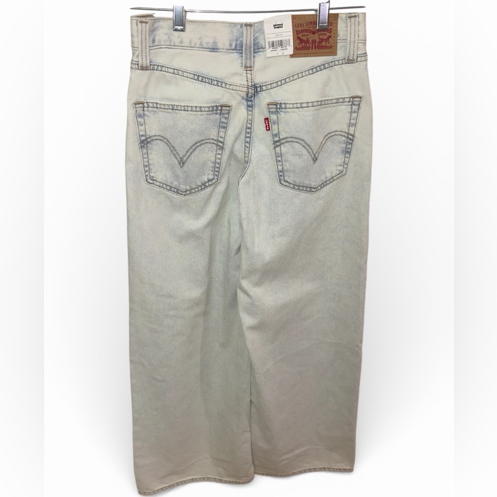 Levi’s Women’s ‘94 Baggy Wide-Leg Jeans - Picture 2 of 5